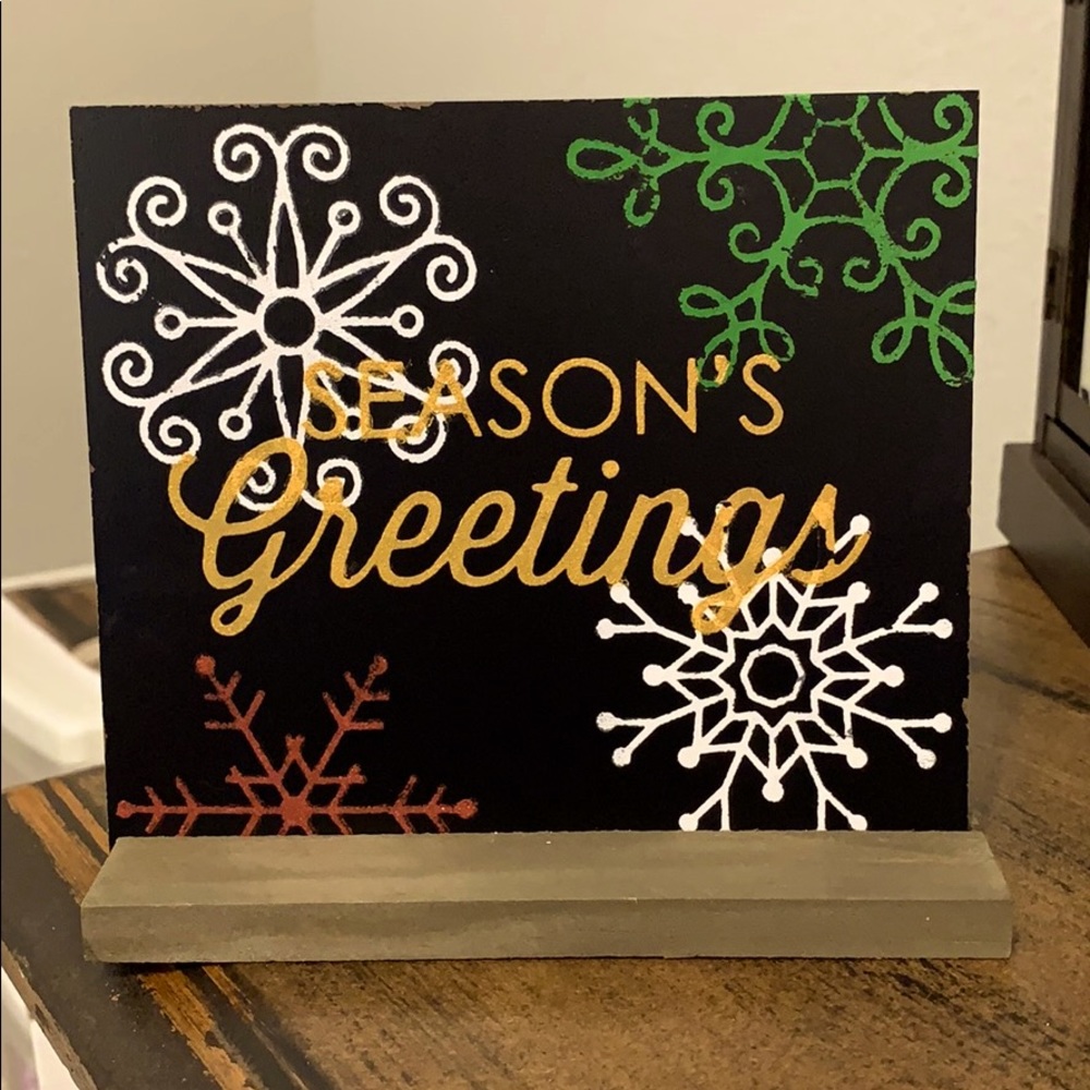 Holliday Sign